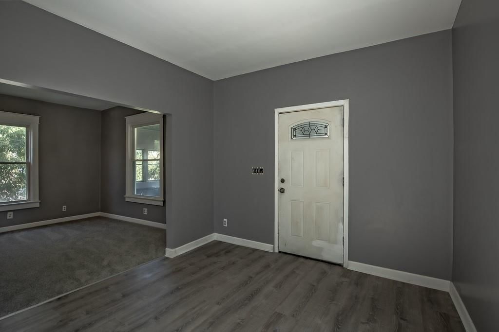 2203 E 37 Street — photo 11