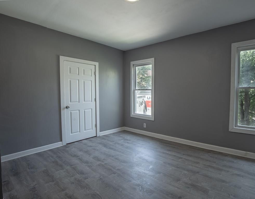 2203 E 37 Street — photo 29