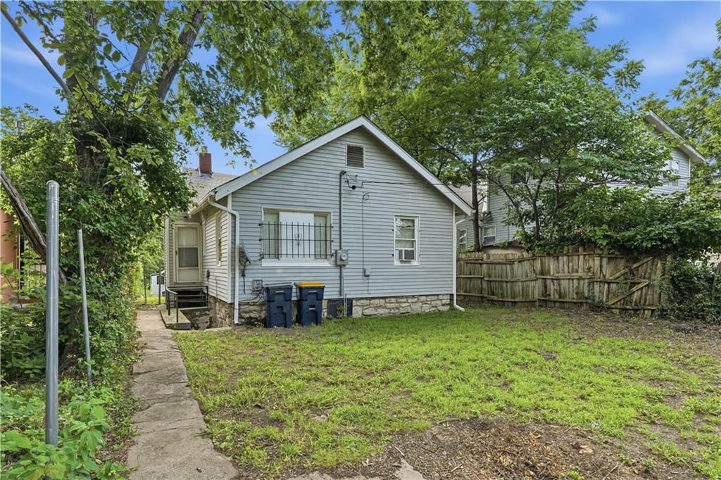 5206 Olive Street — photo 30