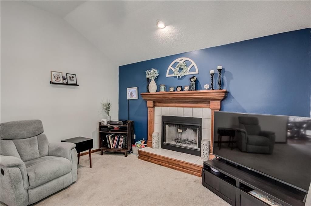 717 SE Pierre Court — photo 5