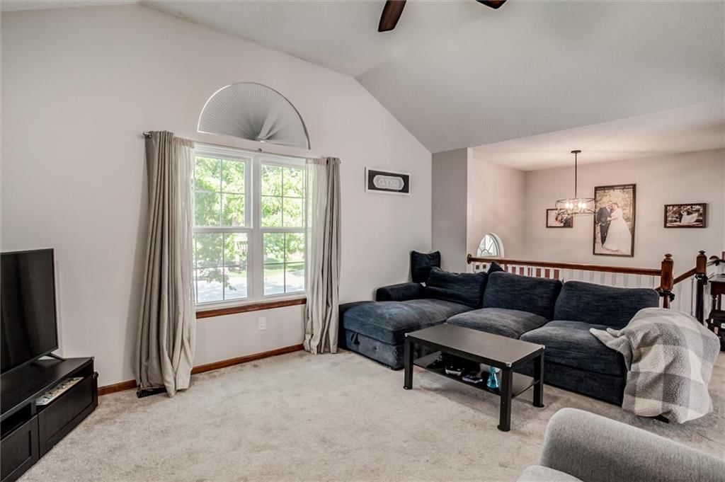 717 SE Pierre Court — photo 6