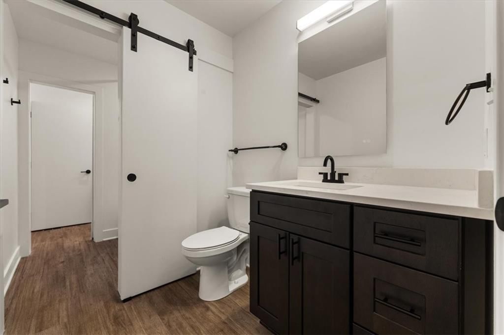 1213 E 29th Street — photo 15