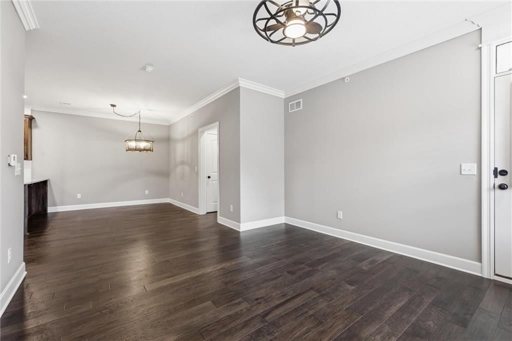 15919 Fontana Street — photo 7