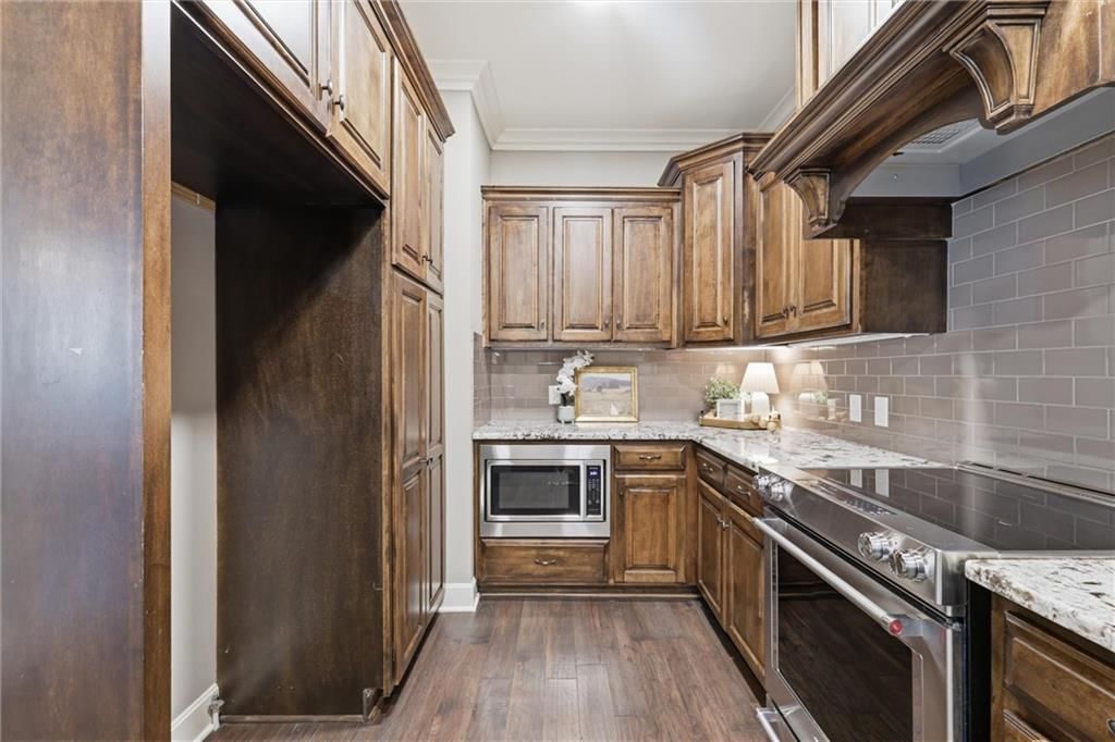 15919 Fontana Street — photo 11