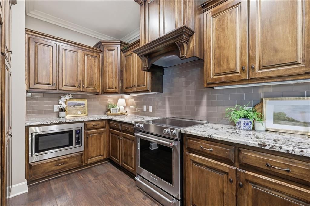 15919 Fontana Street — photo 13