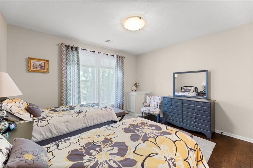 7832 ALDEN Road — photo 33