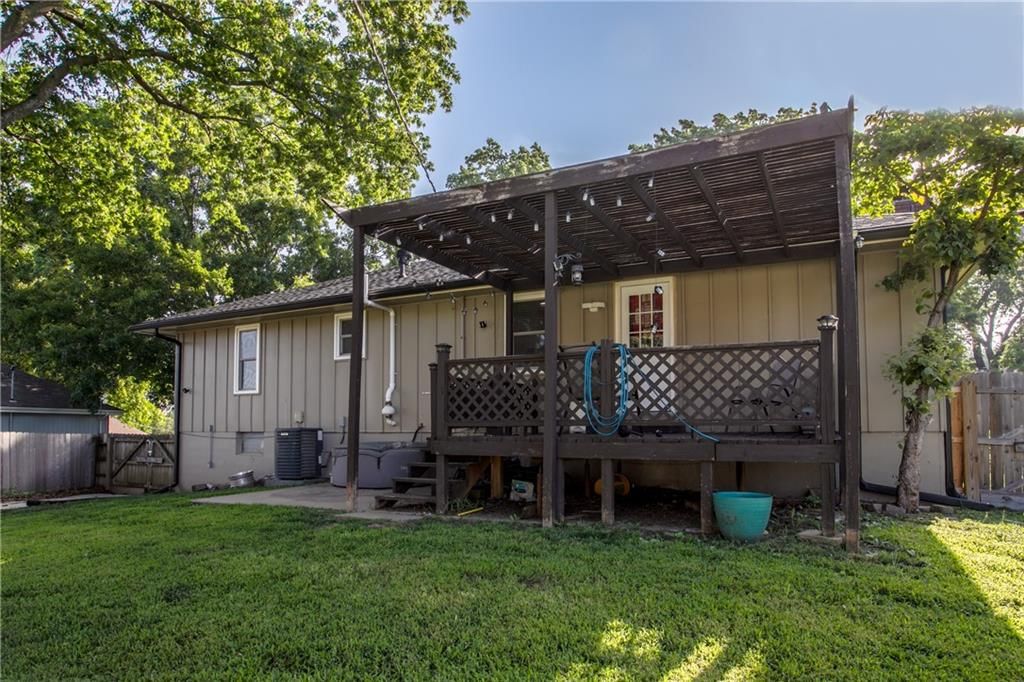 2407 NW 5th Street — photo 27