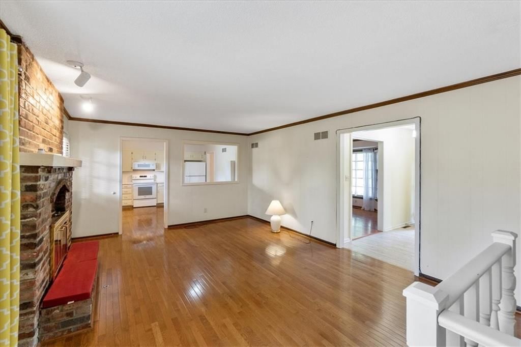 10215 W 101st Street — photo 9