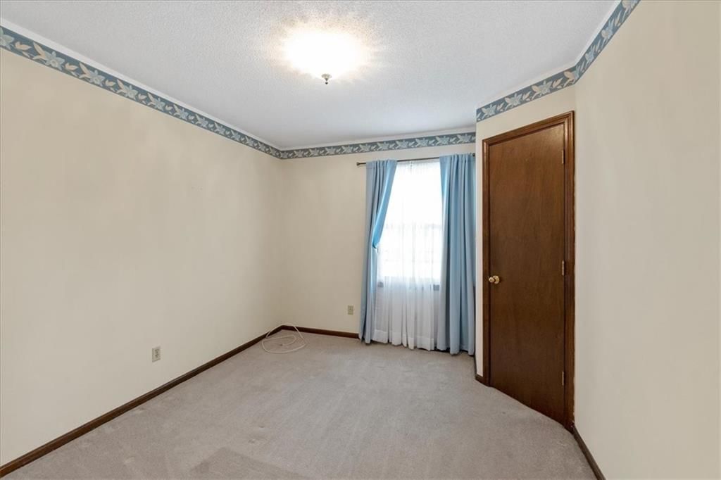 10215 W 101st Street — photo 14