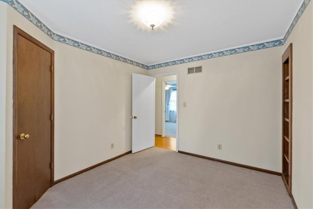 10215 W 101st Street — photo 15