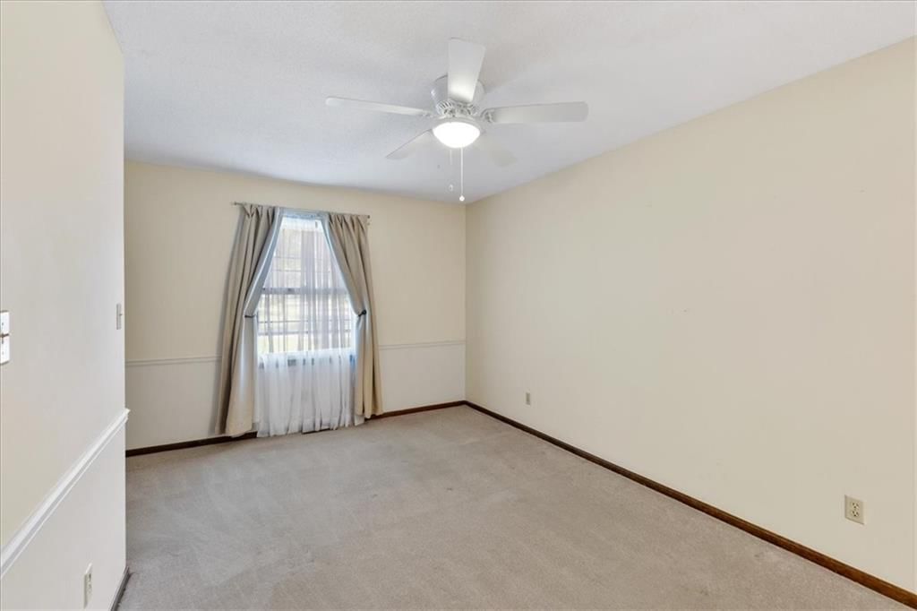 10215 W 101st Street — photo 16