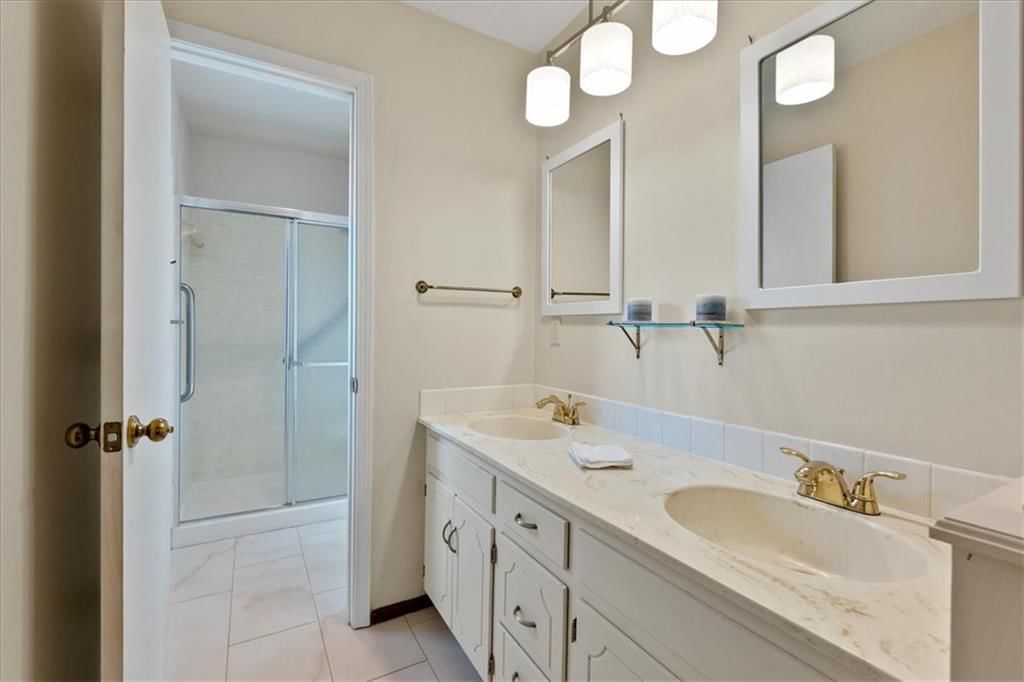10215 W 101st Street — photo 18