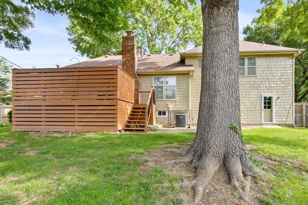 10215 W 101st Street — photo 27