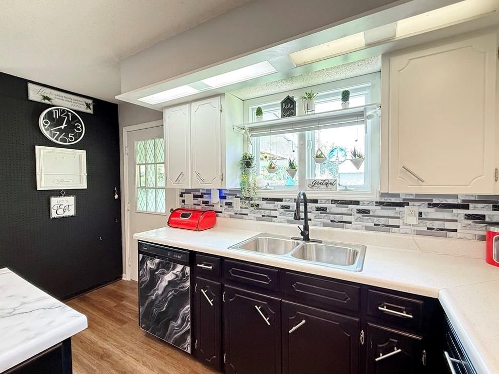 100 N Hickory Street — photo 15