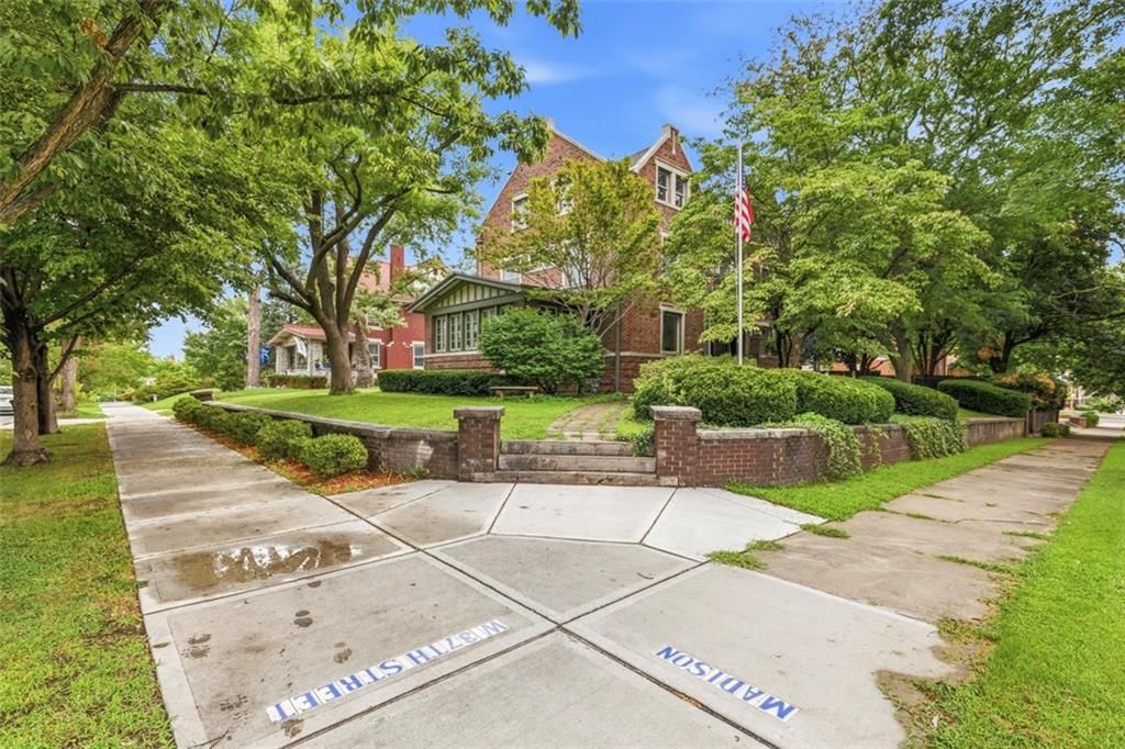 3681 Madison Avenue — photo 4