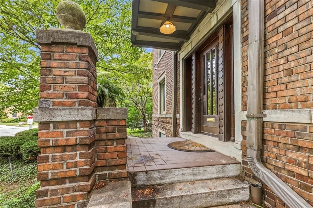 3681 Madison Avenue — photo 8