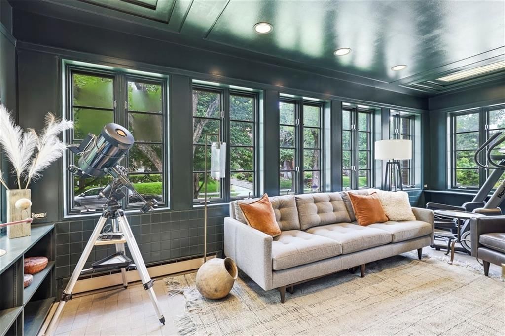 3681 Madison Avenue — photo 17