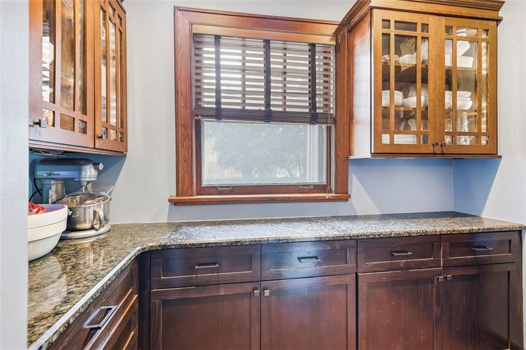 3681 Madison Avenue — photo 24