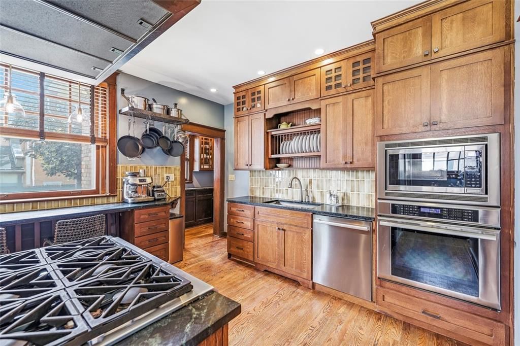 3681 Madison Avenue — photo 27