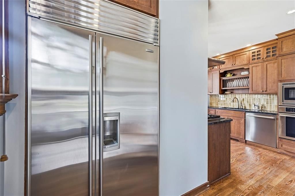 3681 Madison Avenue — photo 29