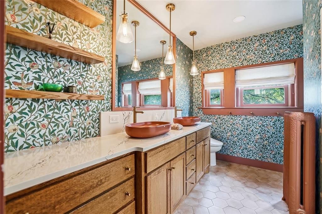 3681 Madison Avenue — photo 37