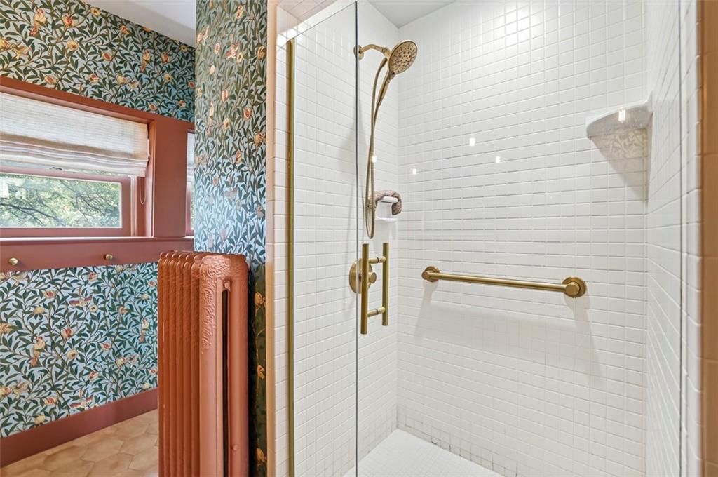 3681 Madison Avenue — photo 38