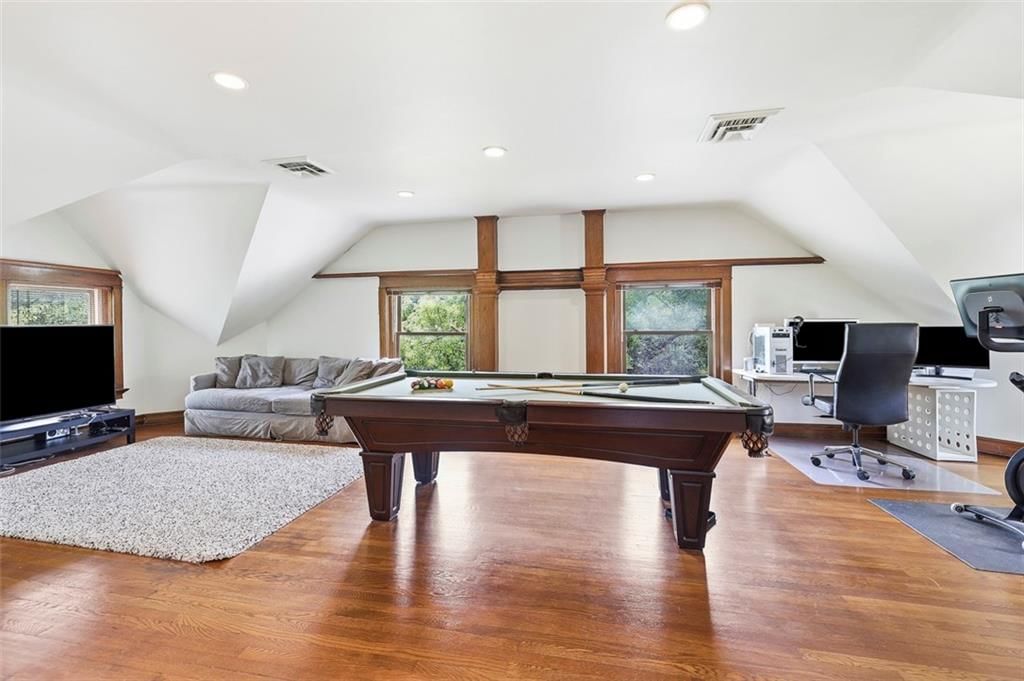 3681 Madison Avenue — photo 43