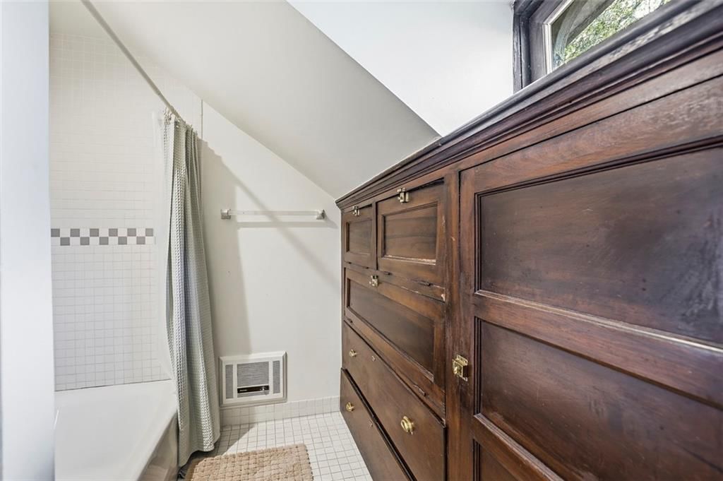 3681 Madison Avenue — photo 49