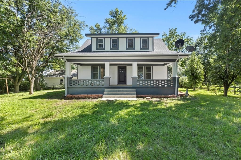 21709 E 321st Street — photo 2