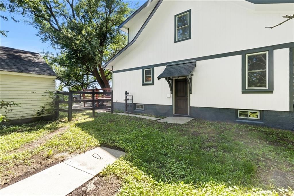 21709 E 321st Street — photo 25