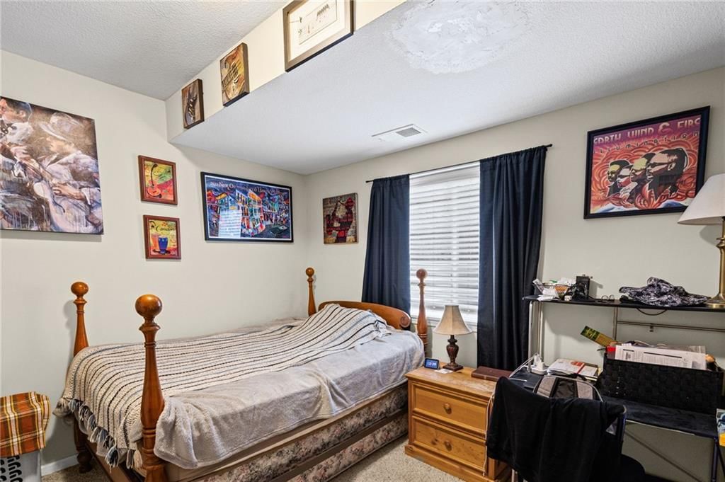 10201 N Willow Avenue — photo 35