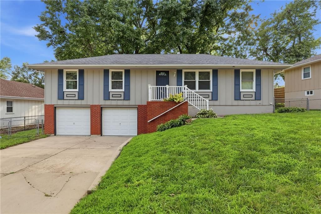 3714 S Breckenridge Drive — photo 1