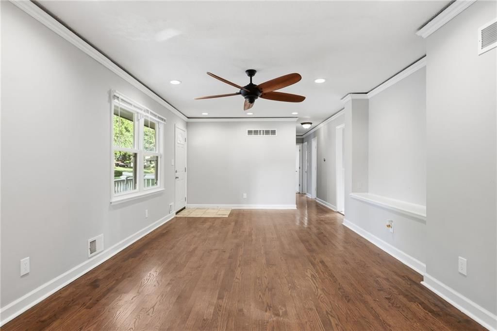 3714 S Breckenridge Drive — photo 2
