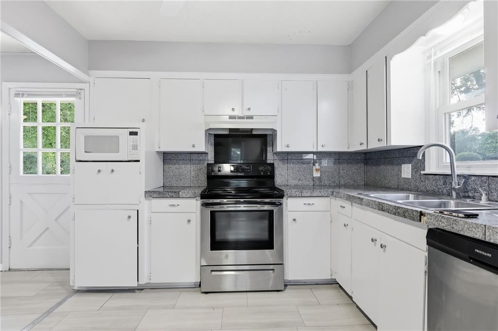 3714 S Breckenridge Drive — photo 9
