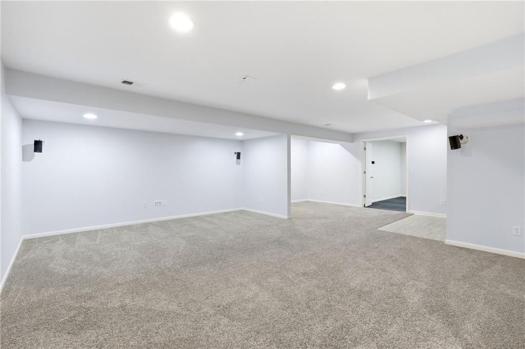 4714 W 139th Terrace — photo 39