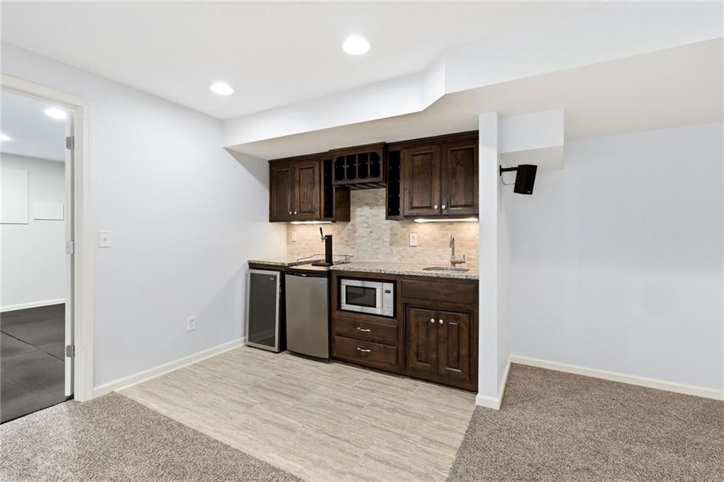 4714 W 139th Terrace — photo 40