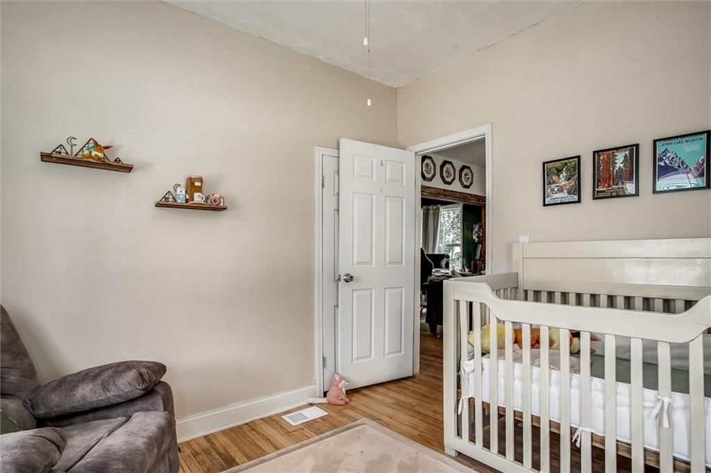 1833 S Hedges Avenue — photo 18