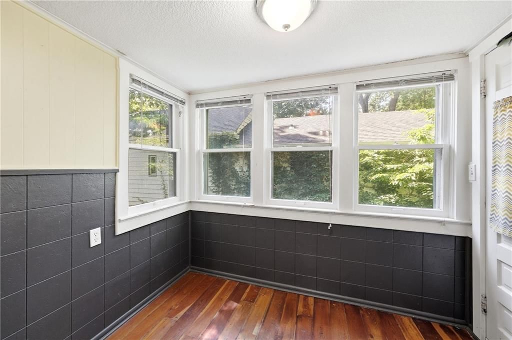 4434 Cambridge Street — photo 11