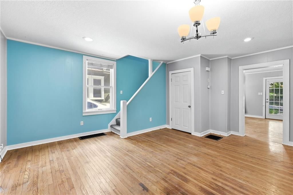 4434 Cambridge Street — photo 13