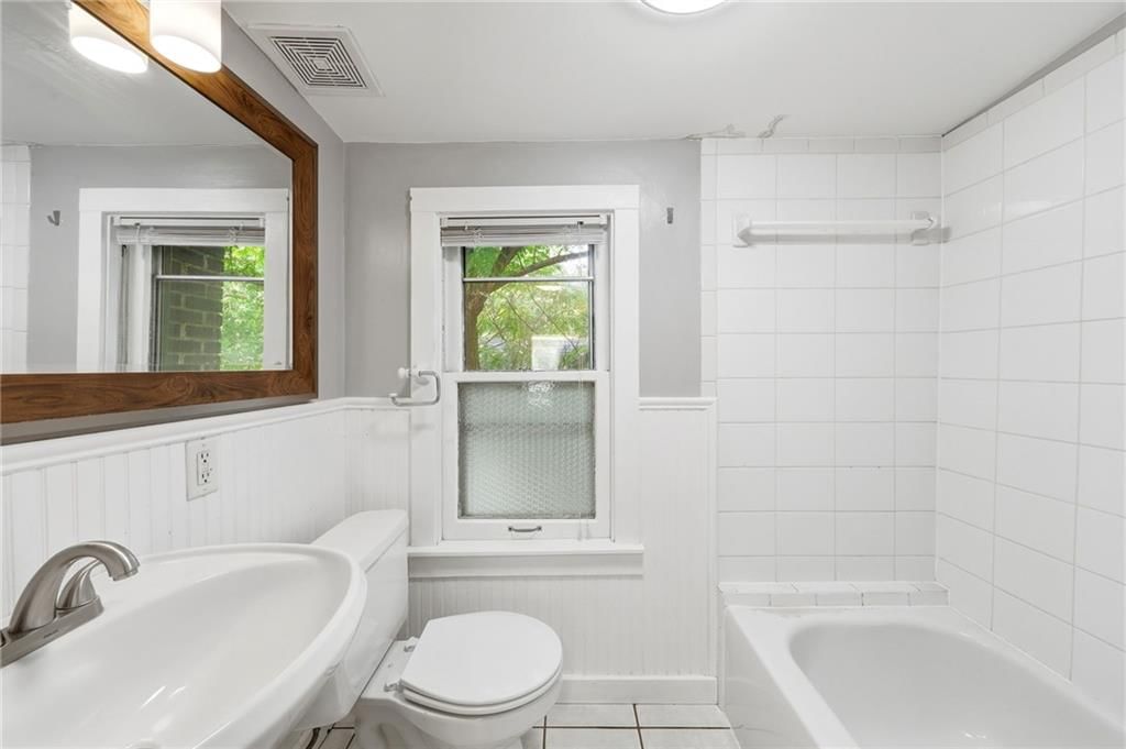 4434 Cambridge Street — photo 17