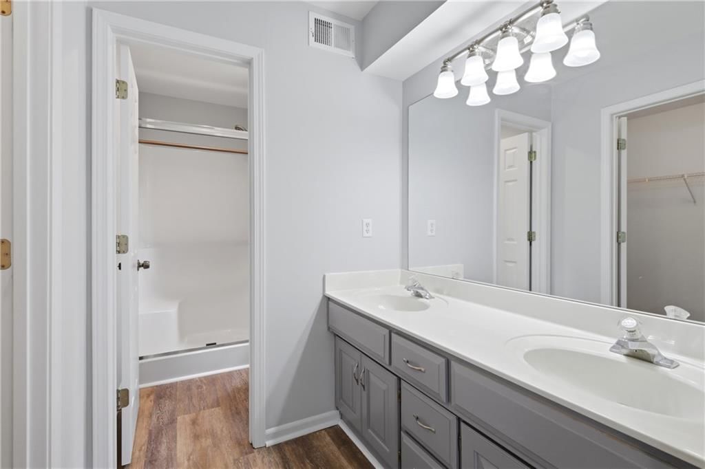 2358 NE Overbrook Drive — photo 13