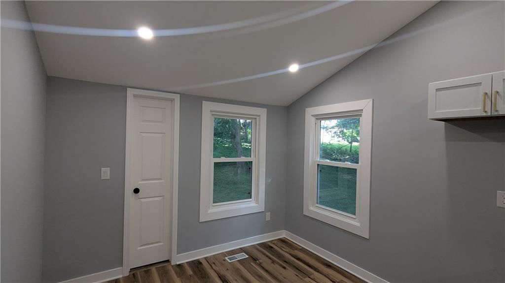 405 S BELLEMERE Road — photo 24