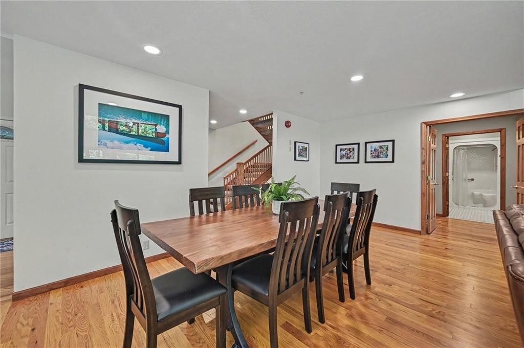 1066 Lake Viking Terrace — photo 18