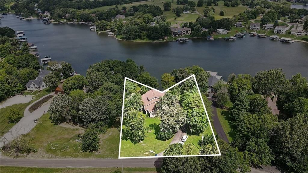 1066 Lake Viking Terrace — photo 46