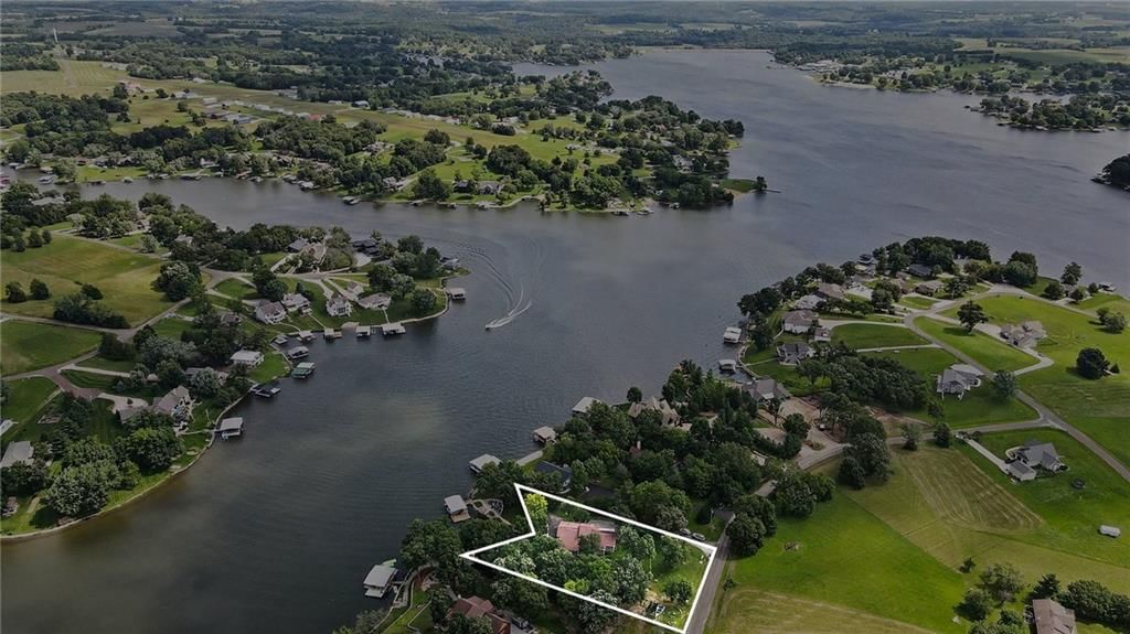 1066 Lake Viking Terrace — photo 47