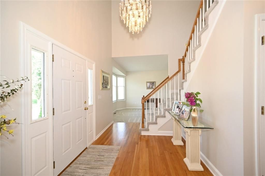 6100 N Cypress Avenue — photo 6