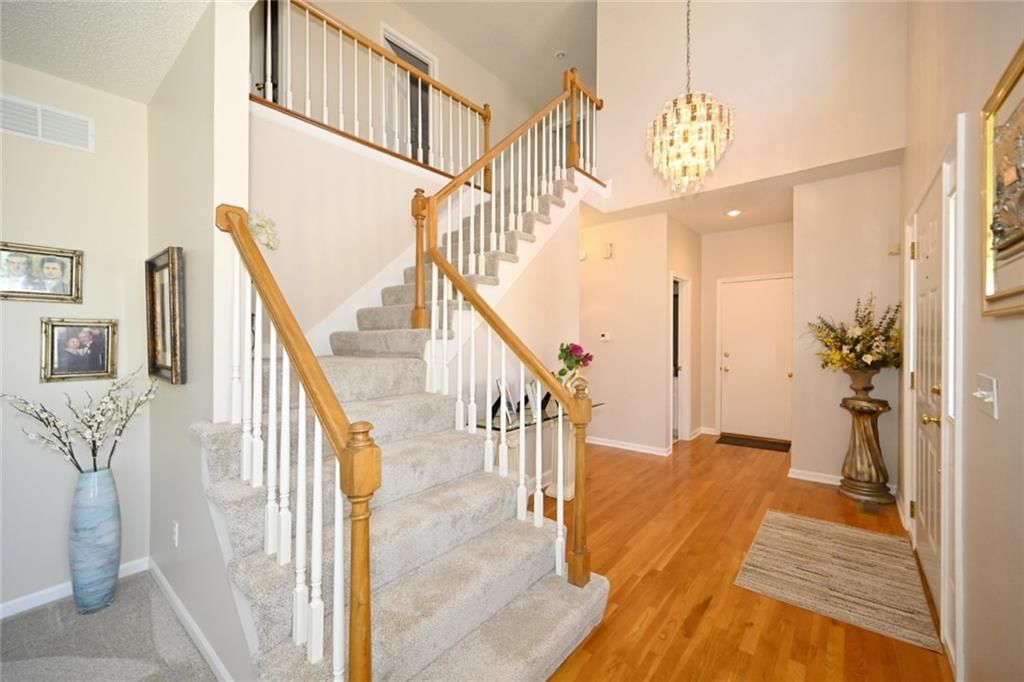 6100 N Cypress Avenue — photo 7