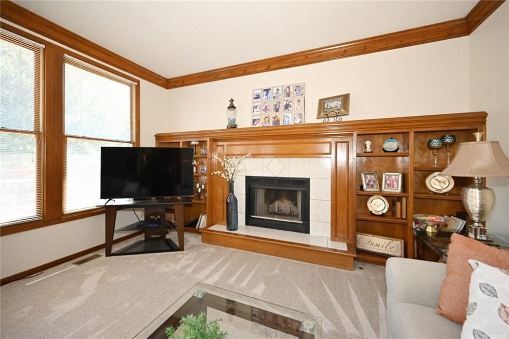 6100 N Cypress Avenue — photo 18