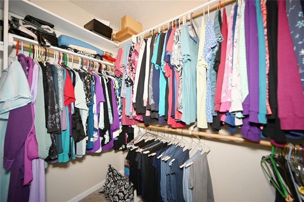 6100 N Cypress Avenue — photo 25