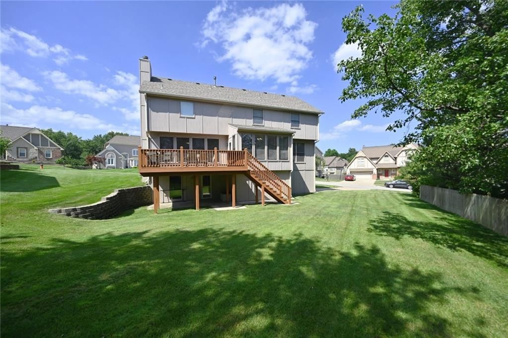 6100 N Cypress Avenue — photo 45